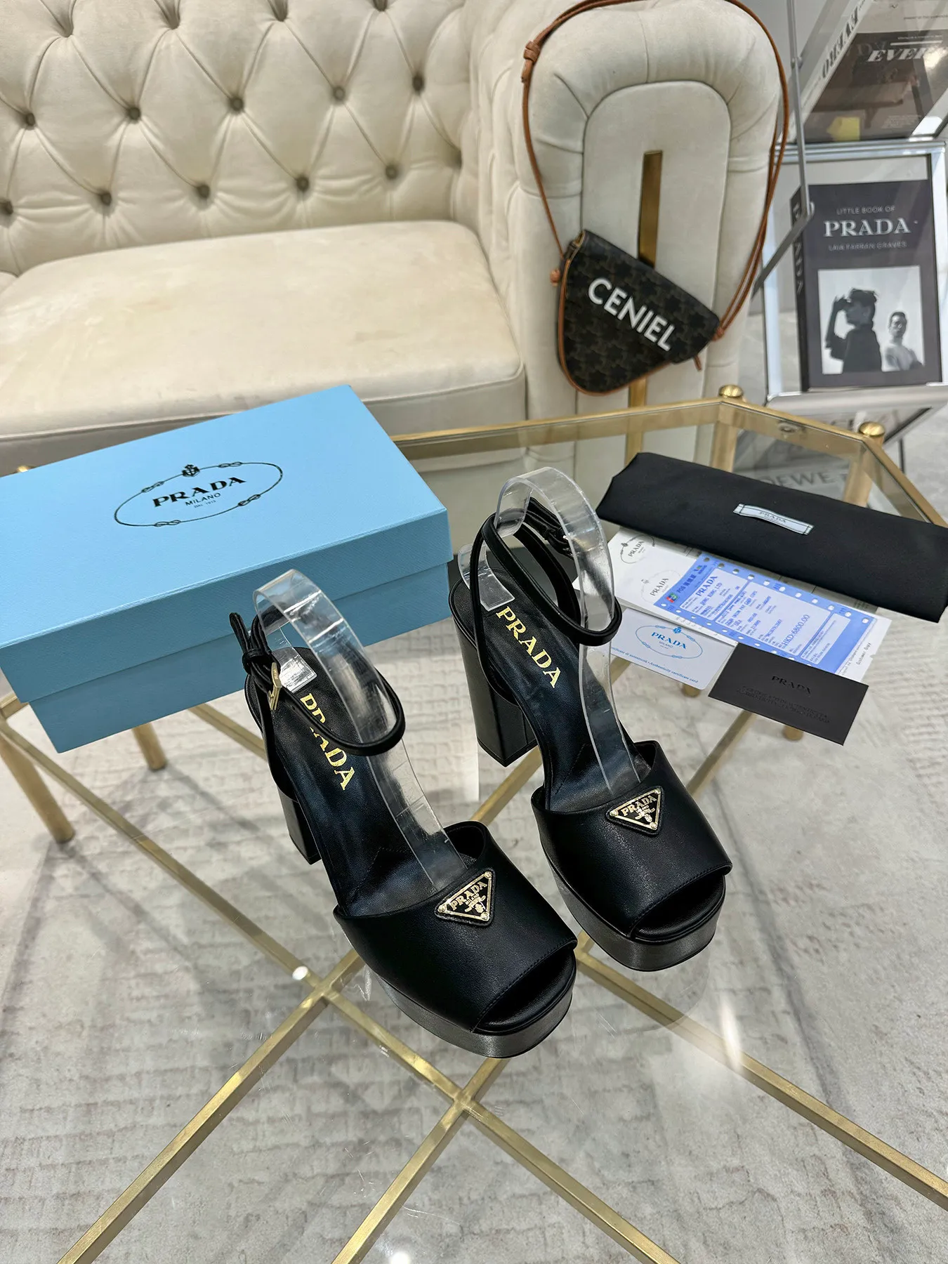 👟👟Ex-factory price 600👟👟 (imitation leather bottom-20) New arrival 👉Ready stock👈Remove the original board and make a 1:1 replica‼ ️The highest version ✅ Prada's early spring catwalk hot style 😘The latest spring style Thick heel square toe water platform series (genuine leather outsole) (simulated leather sole) A must-have for goddesses The upper and the feet are super beautiful 👉The upper is made of imported original calfskin, soft and textured, lining + foot pads, imported sheepskin lining, breathable and comfortable, private model water platform, heel, water platform 4M, heel height 13M Code number 35M-39M (34 40 41 42 customized, non-refundable and non-exchangeable)